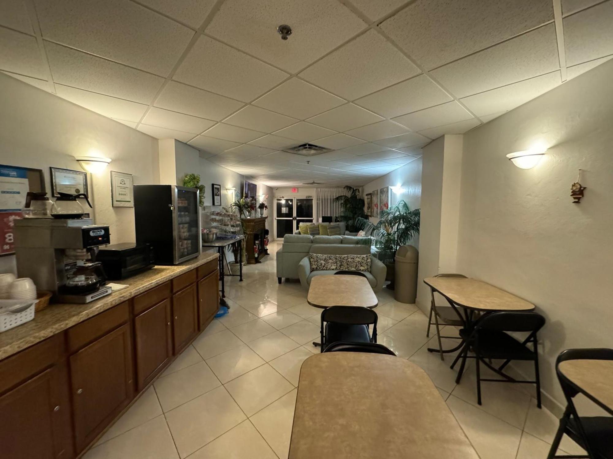 Emerald Shores Hotel - Daytona Beach Bagian luar foto