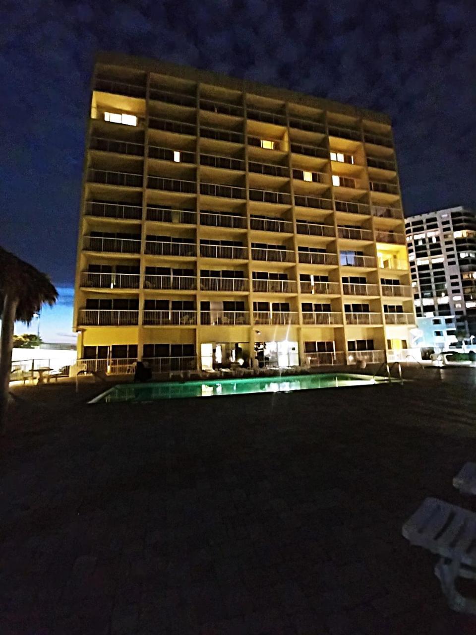 Emerald Shores Hotel - Daytona Beach Bagian luar foto