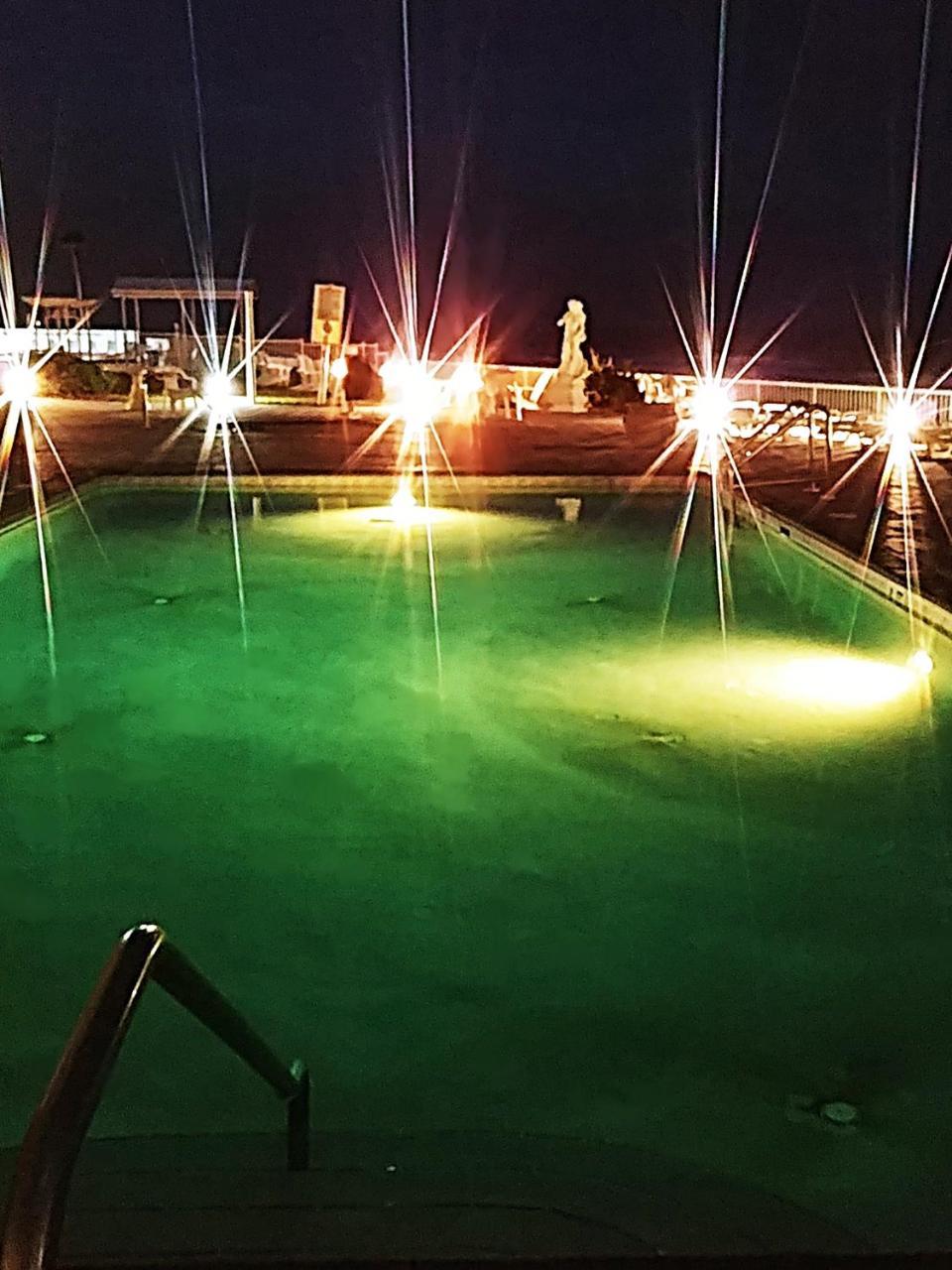 Emerald Shores Hotel - Daytona Beach Bagian luar foto